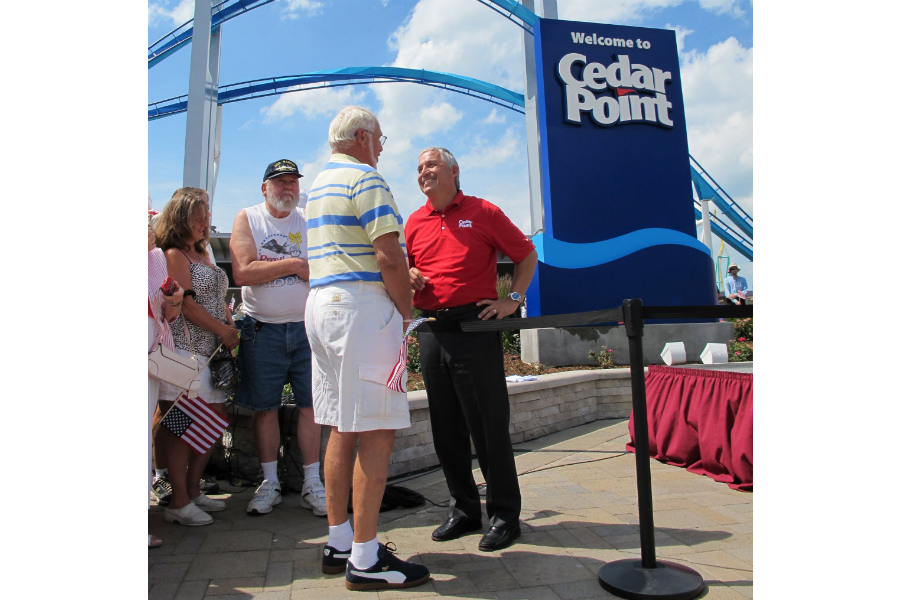 Ohio amusement park ride cable snaps injures two people